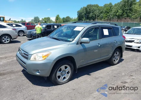 2008 Toyota Rav4 Limited z USA, uszkodzony, nr VIN JTMBD31V485211256